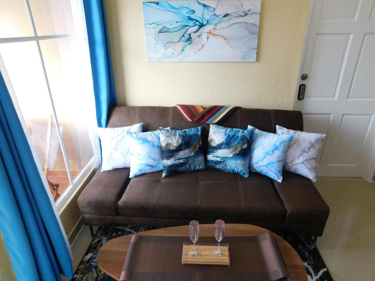 Condo Villa B27 Sleeps Five People - B28 Sleeps Six People - Price Includes Housekeeping Fees Not Taxes - Very Close To The Pool And Beach! Хако Экстерьер фото